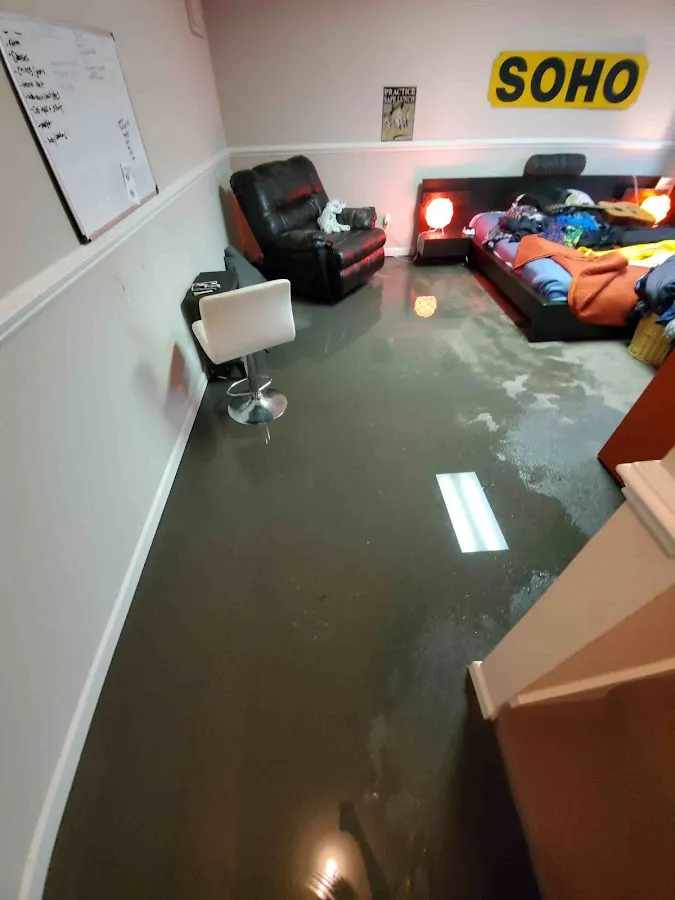 Flood Damage Cleanup in Bolingbrook, IL